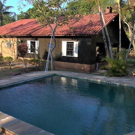 Villa Casa Unica Com Piscina E Lareira A 1,2 Km Do Centro Chapada dos Guimarães Exterior foto
