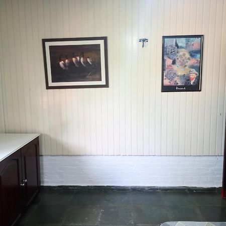 Villa Casa Unica Com Piscina E Lareira A 1,2 Km Do Centro Chapada dos Guimarães Exterior foto