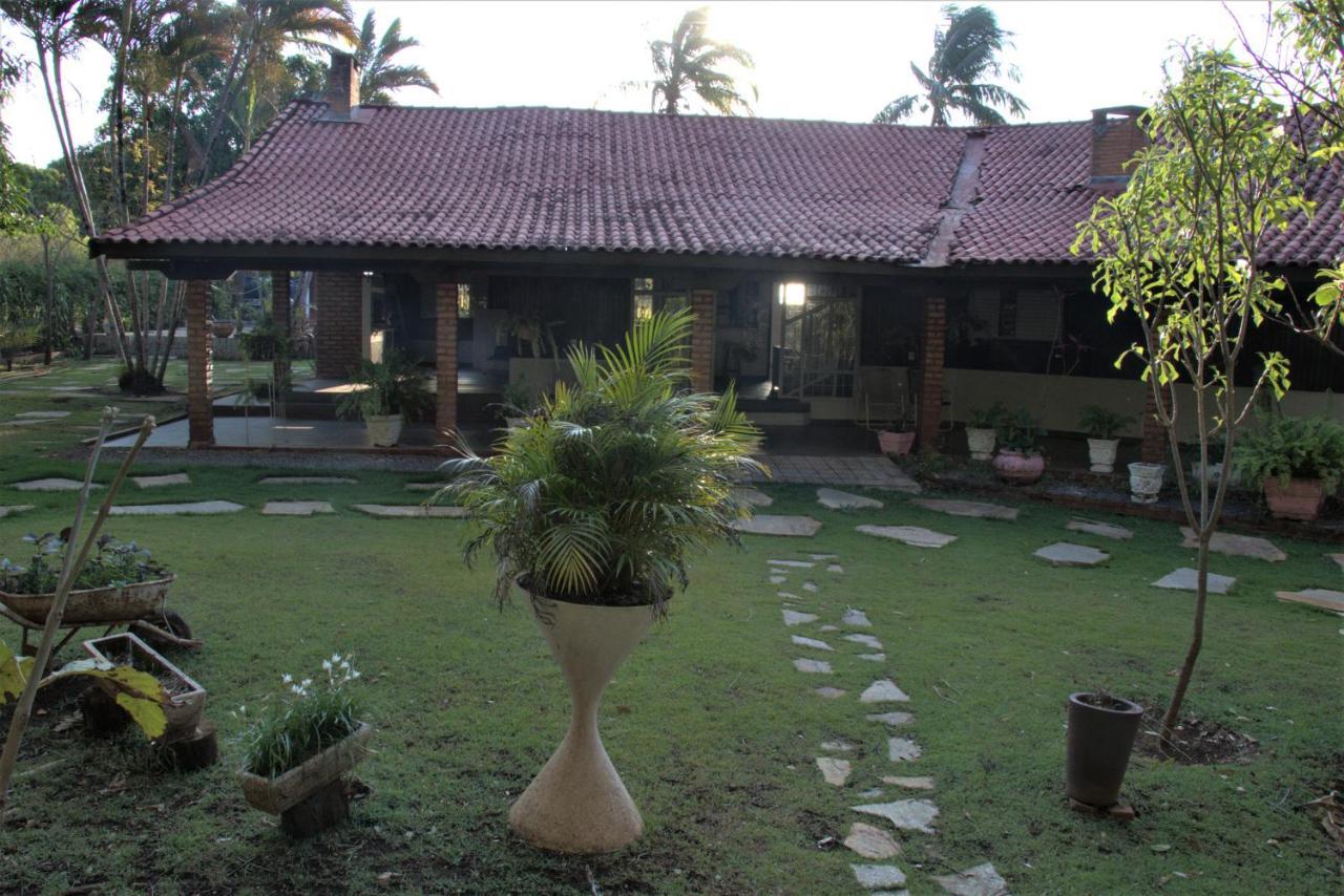Villa Casa Unica Com Piscina E Lareira A 1,2 Km Do Centro Chapada dos Guimarães Exterior foto