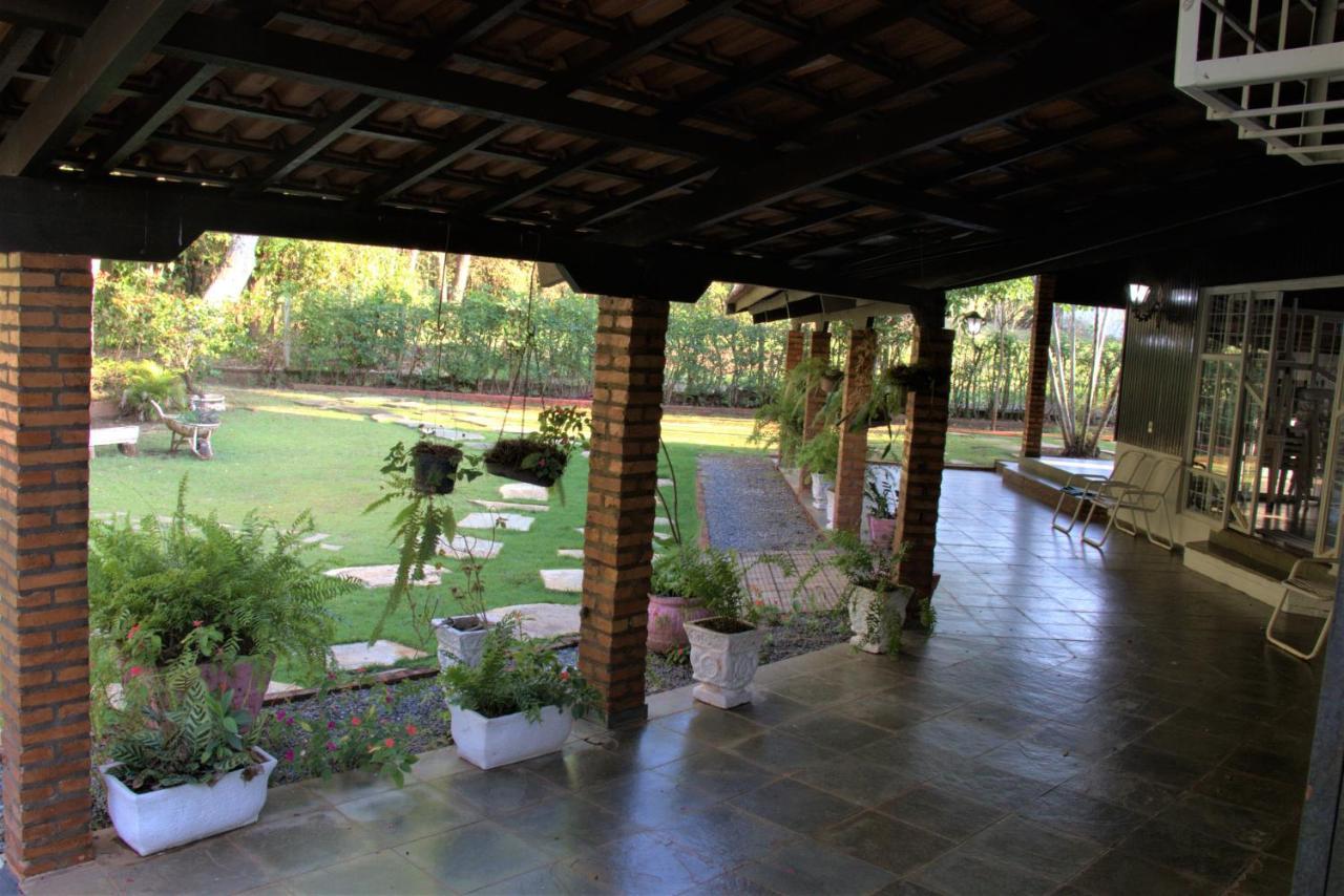 Villa Casa Unica Com Piscina E Lareira A 1,2 Km Do Centro Chapada dos Guimarães Exterior foto