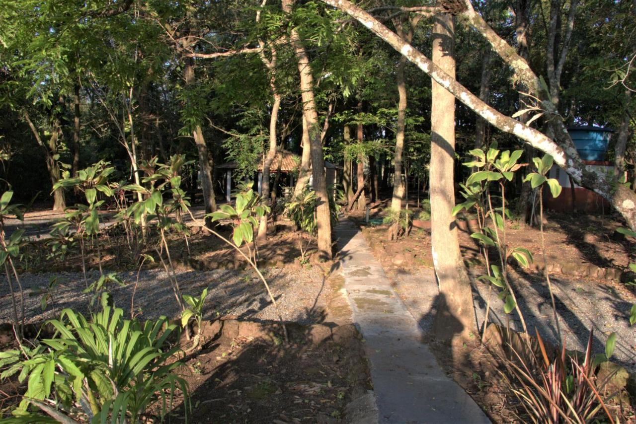 Villa Casa Unica Com Piscina E Lareira A 1,2 Km Do Centro Chapada dos Guimarães Exterior foto