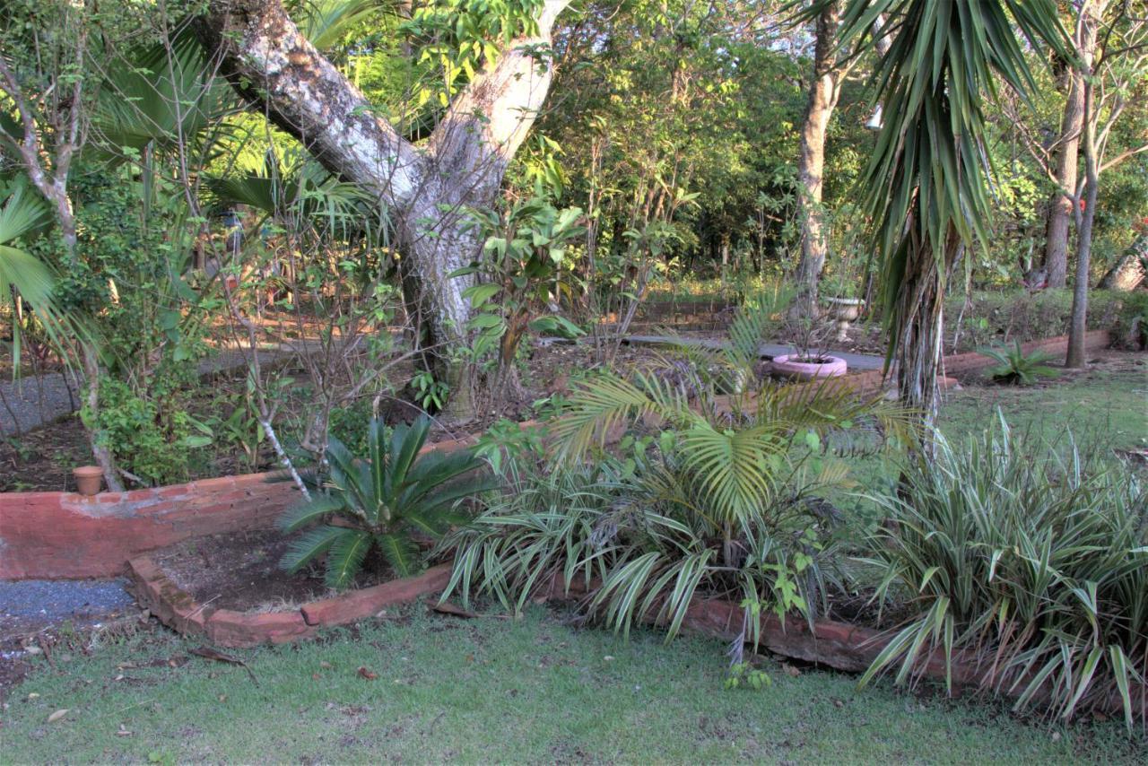 Villa Casa Unica Com Piscina E Lareira A 1,2 Km Do Centro Chapada dos Guimarães Exterior foto